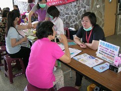 The professional mental health promotion team take care of mental health screening and counseling activities for community residents.